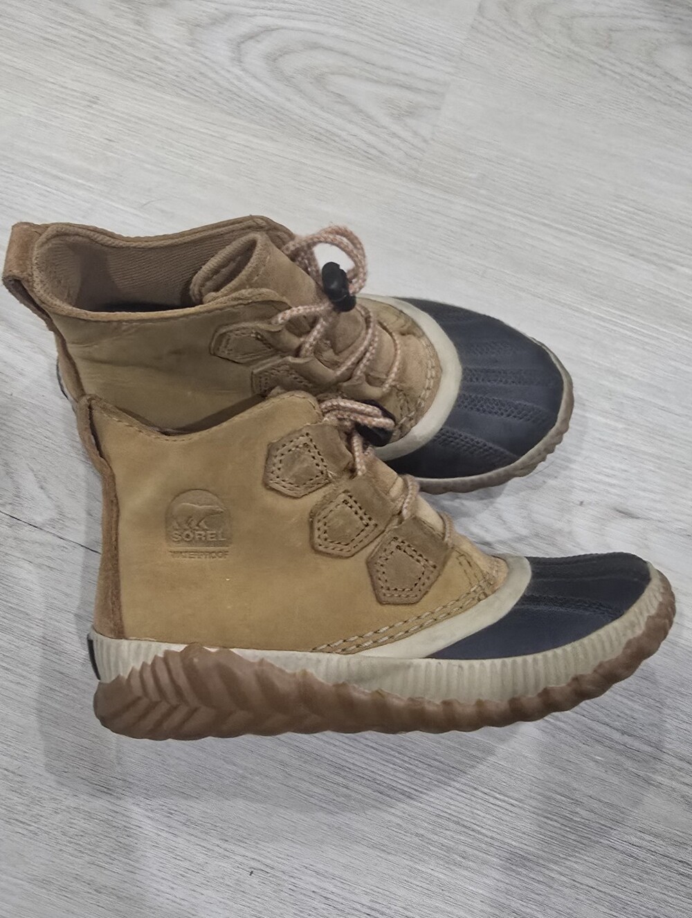 Sorel Kids Out N About Plus Boot Waterproof Snow Boots Size 1